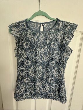 White House Black Market NWOT Blue Floral Lace Cap-Sleeve Blouse